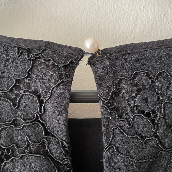 🔥 Karl Lagerfeld Paris | Black Floral Lace Overlay Sheath Cocktail Dress Sz 8 - Picture 8 of 8